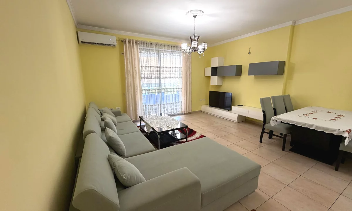Shtepi me qera Apartament ne Tirane, 2+1, Mobilimi E mobiluar, Pagesa 500  Euro.