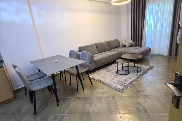 Shtepi me qera Apartament ne Tirane, 1+1, Mobilimi E mobiluar, Pagesa 65,000  Leke.