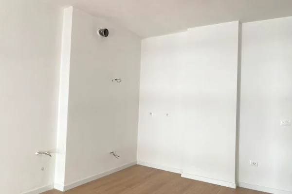 House for Sale Apartment in Tirana, 1+1, Furniture Emty, Payment 94,300  Euro.