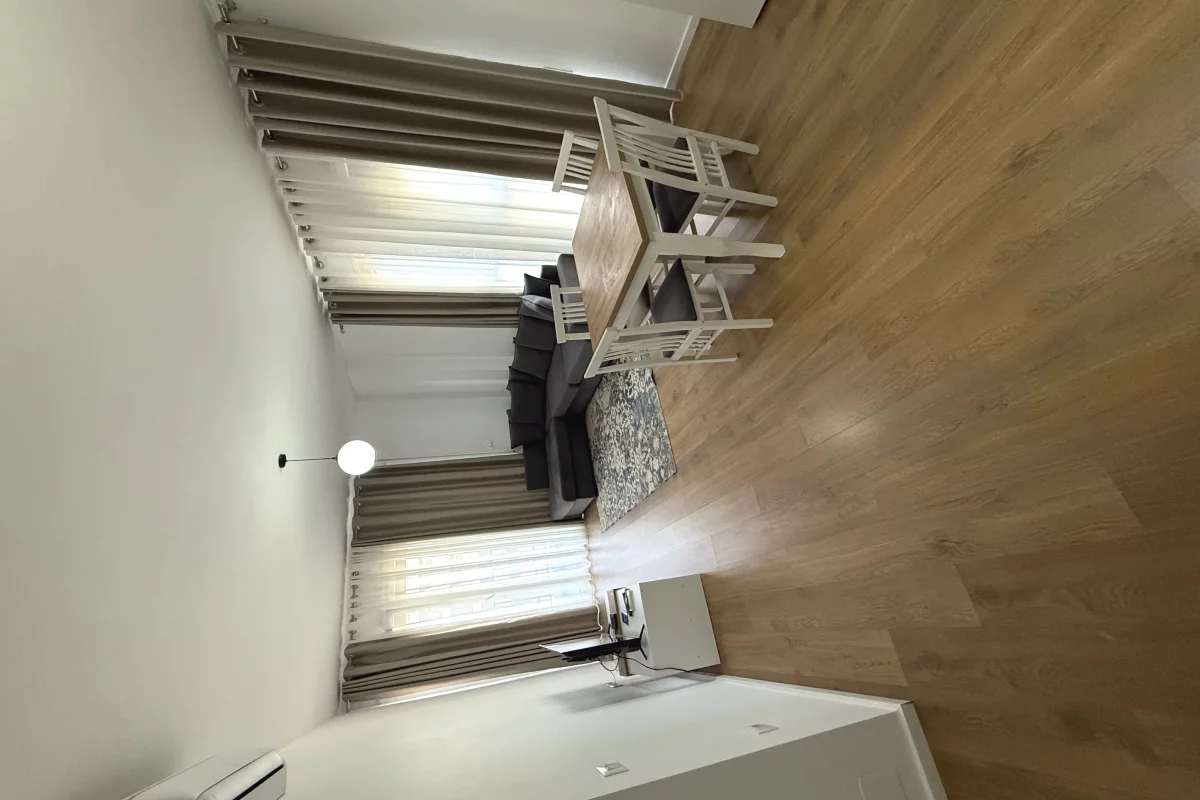 Shtepi me qera Apartament ne Tirane, 2+1, Mobilimi E mobiluar, Pagesa 75,000  Leke.