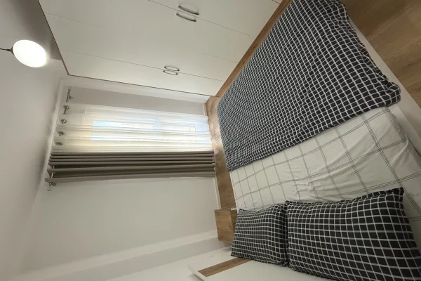 Shtepi me qera Apartament ne Tirane, 2+1, Mobilimi E mobiluar, Pagesa 75,000  Leke.