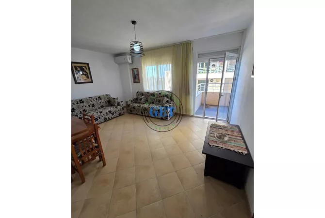 Shtepi me qera Apartament ne Durres, 2+1, Mobilimi E mobiluar, Pagesa 400  Euro.