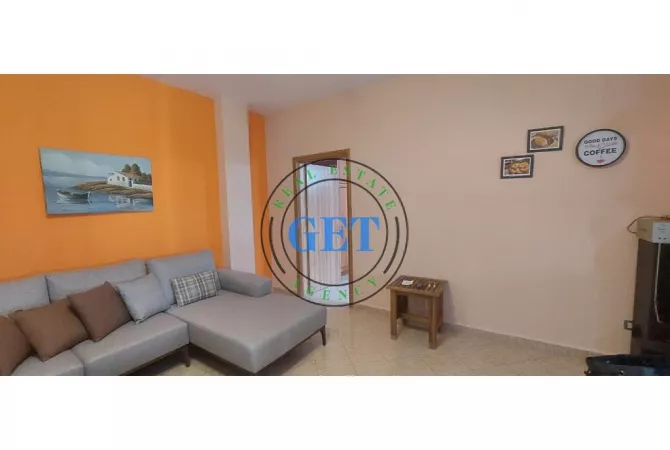 Jepet me qira Apartament 1+1 ne Plazh Iliria, Durres.