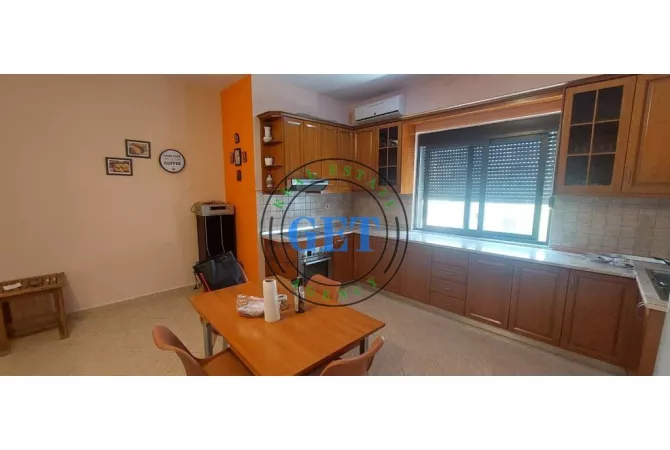 Shtepi me qera Apartament ne Durres, 1+1, Mobilimi E mobiluar, Pagesa 300  Euro.