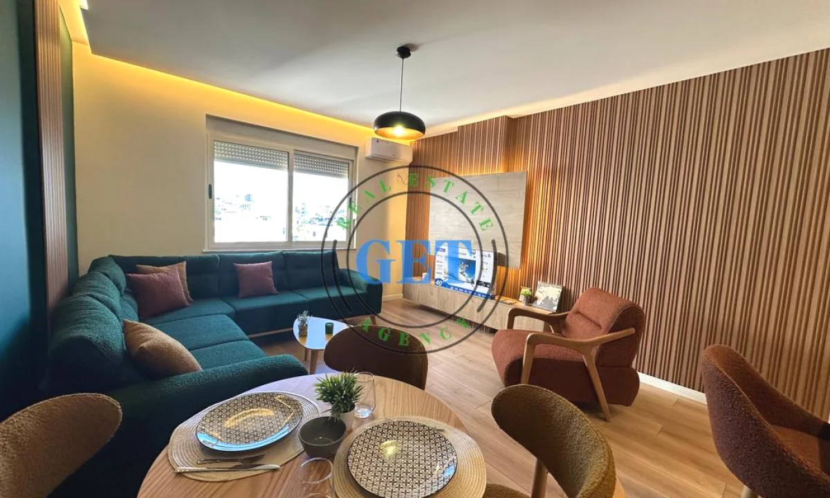 Shtepi ne shitje Apartament ne Durres, 2+1, Mobilimi E mobiluar, Pagesa 150,000  Euro.