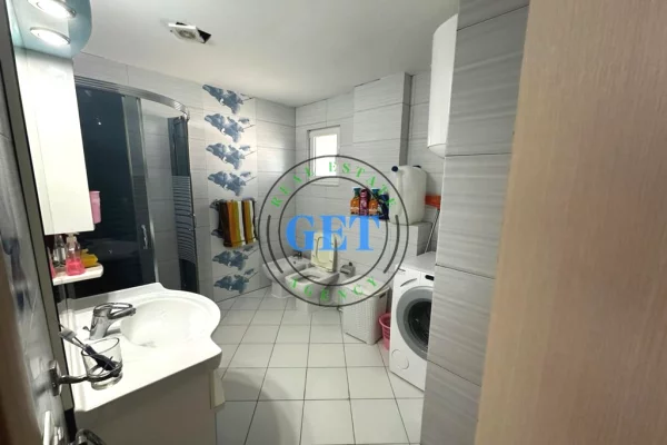 Shtepi me qera Apartament ne Durres, 1+1, Mobilimi E mobiluar, Pagesa 450  Euro.