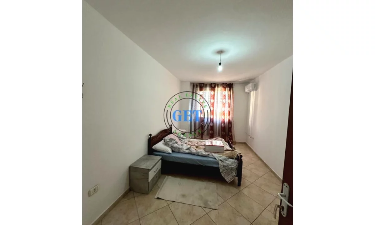 Shtepi me qera Apartament ne Durres, 2+1, Mobilimi E mobiluar, Pagesa 370  Euro.
