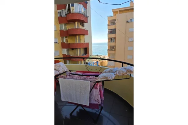 Shtepi me qera Apartament ne Durres, 3+1, Mobilimi E mobiluar, Pagesa 700  Euro.