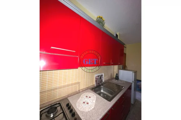 Jepet me qira, Garsoniere , Mbrapa Postes, Plazh, Durrës