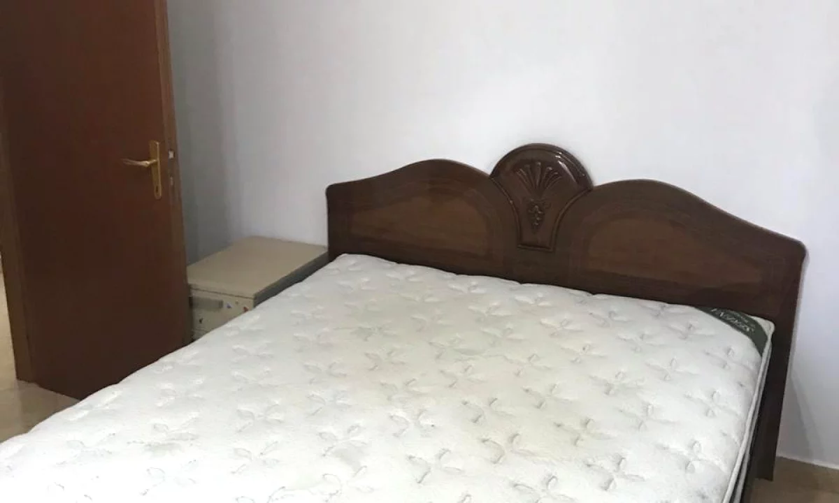 Shtepi me qera Apartament ne Tirane, 2+1, Mobilimi E mobiluar, Pagesa 45,000  Leke.
