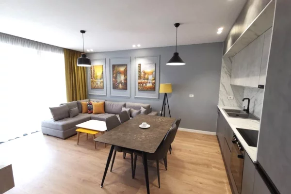 JEPET ME QERA APARTAMENT MODERN 1+1 TE KOMPLEKSI FIORI DI BOSKO!