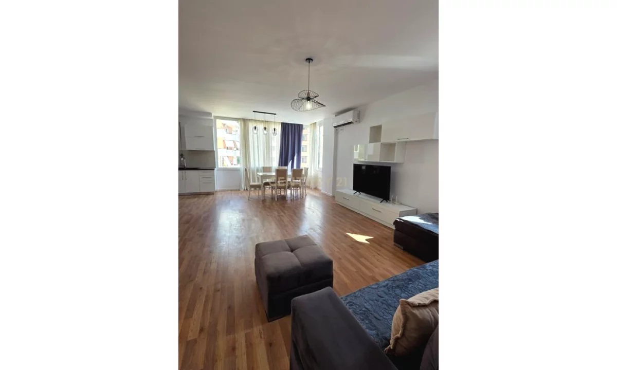 Shtepi me qera Apartament ne Tirane, 2+1, Mobilimi E mobiluar, Pagesa 650  Euro.