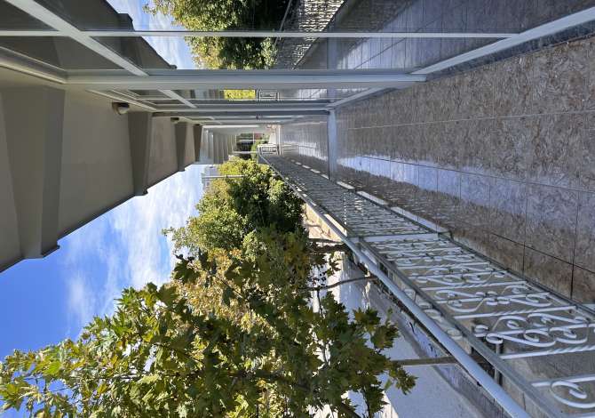 🏢 SHITET AMBIENT BIZNESI 2 KATE  NE VLORE PRANE RRUGES SE RE