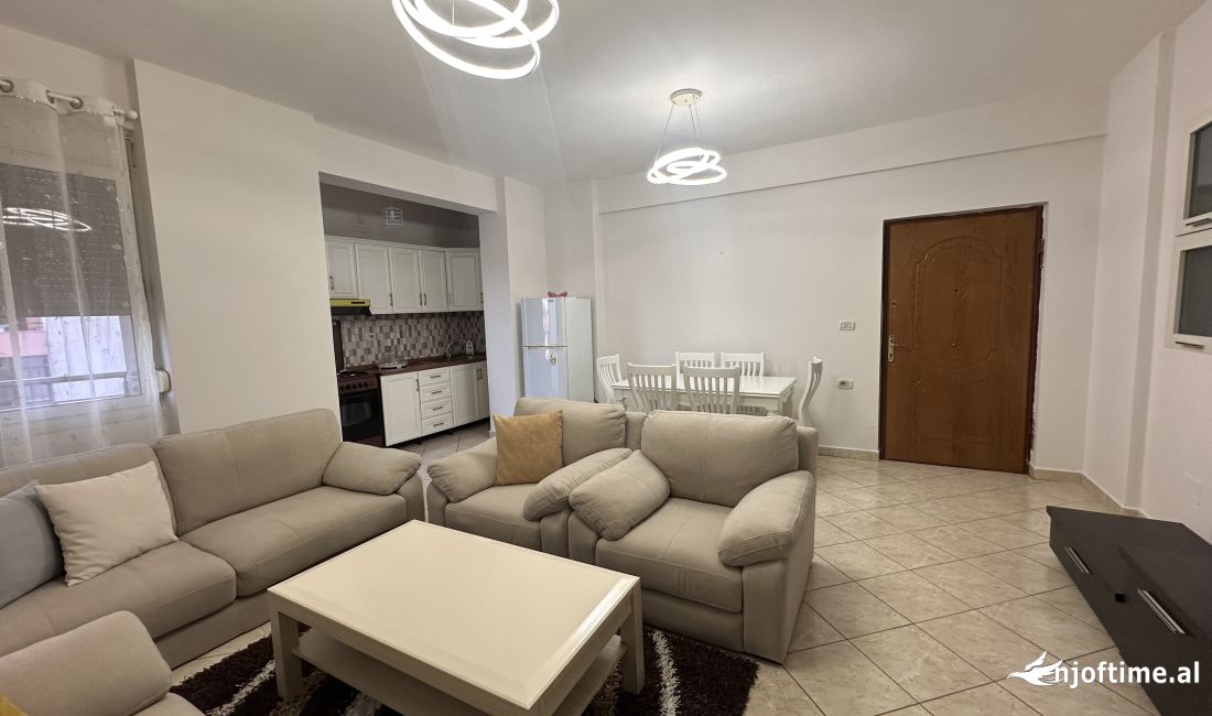 Shtepi me qera Apartament ne Vlore, 1+1, Mobilimi E mobiluar, Pagesa 300  Euro.
