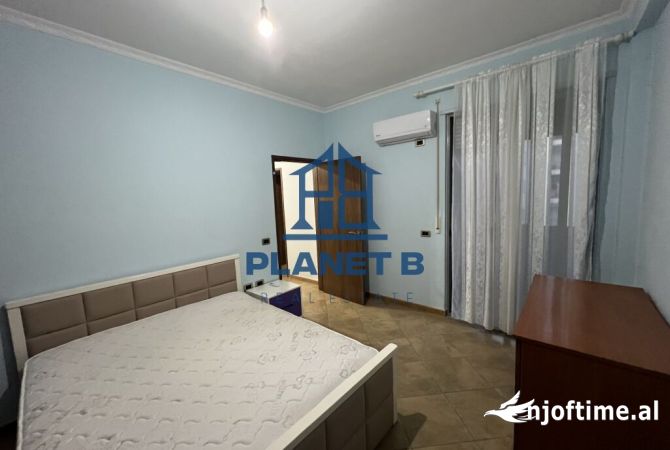 Shtepi me qera Apartament ne Vlore, 2+1, Mobilimi E mobiluar, Pagesa 400  Euro.