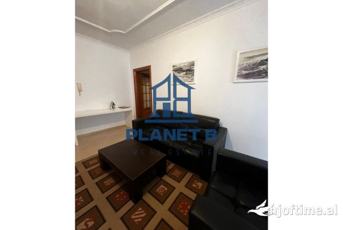 Shtepi me qera Apartament ne Vlore, 1+1, Mobilimi E mobiluar, Pagesa 400  Euro.