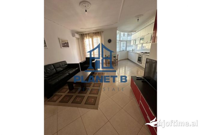 Shtepi me qera Apartament ne Vlore, 1+1, Mobilimi E mobiluar, Pagesa 400  Euro.