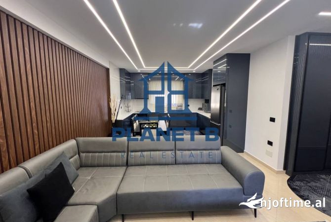 Shtepi me qera 2+1 ne Vlore - 750 Euro