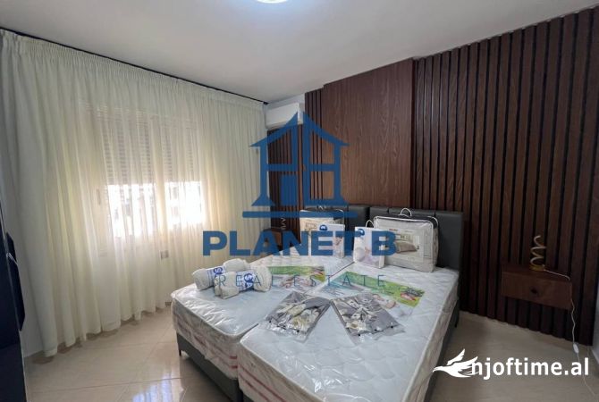 Shtepi me qera Apartament ne Vlore, 2+1, Mobilimi E mobiluar, Pagesa 750  Euro.