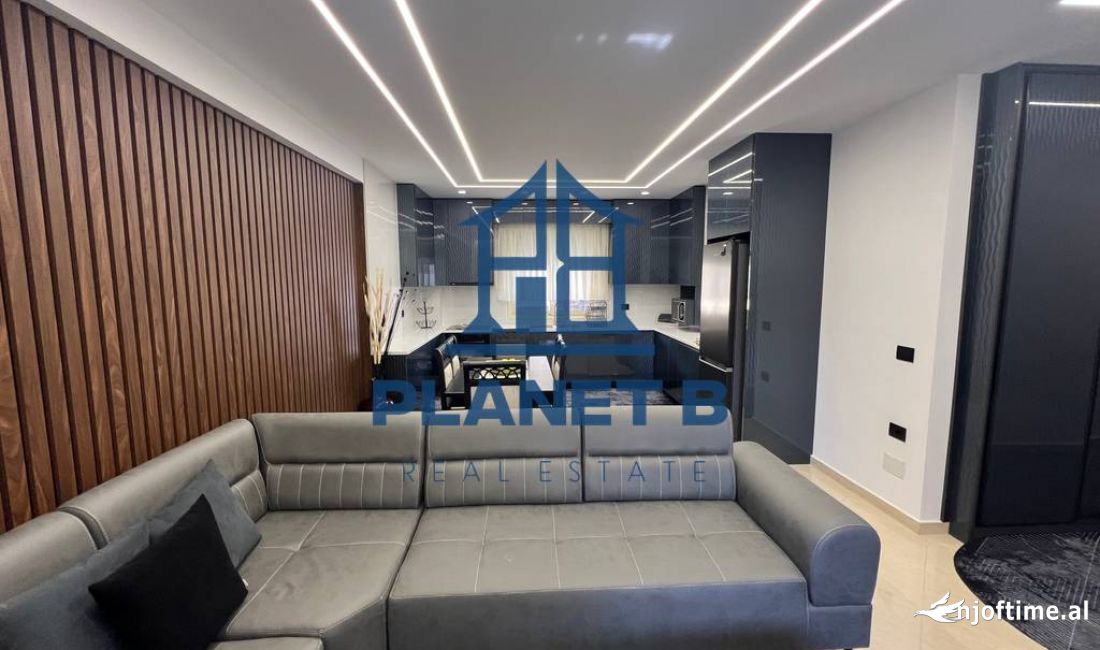 Shtepi me qera Apartament ne Vlore, 2+1, Mobilimi E mobiluar, Pagesa 750  Euro.