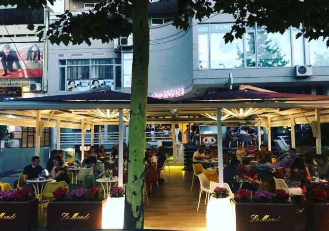 Njoftime Pune per Banakier/e ,sanitare ne Tirane