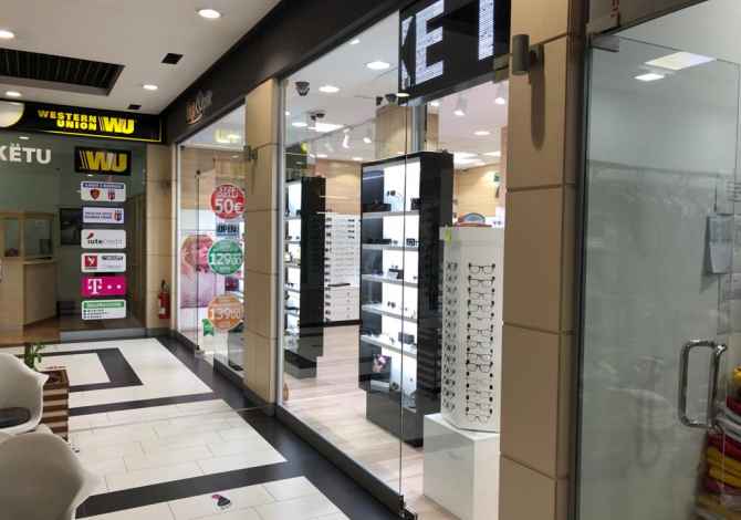 Veshje dhe Aksesor per te Rritur ne Tirane - 69 Euro