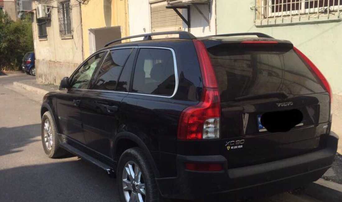Auto in Vendita a Tirana, Volvo, 2006 Diesel,Kambio Automatik Pagamento 5,500  Euro.