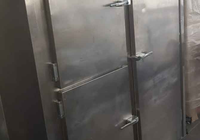 Pajisje biznesi ne shitje ne Tirane - 1,200 Euro