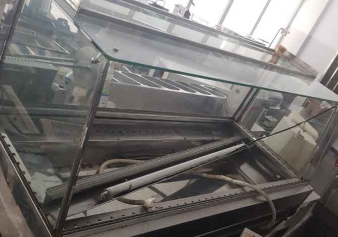 Pajisje biznesi ne shitje ne Tirane - 400 Euro