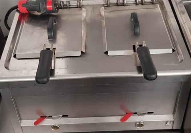 Pajisje biznesi ne shitje ne Tirane - 450 Euro