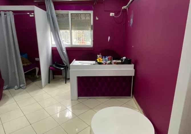 OKAZION ! Shitet biznesi.