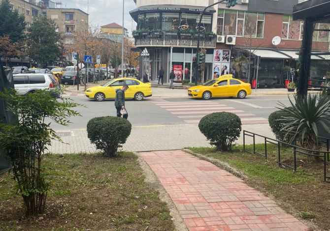 OKAZION ! Shitet biznesi.