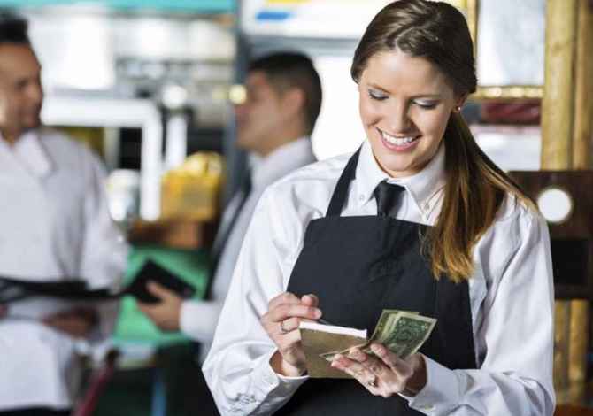 Njoftime Pune per Kamarier/e,banakiere ne Tirane