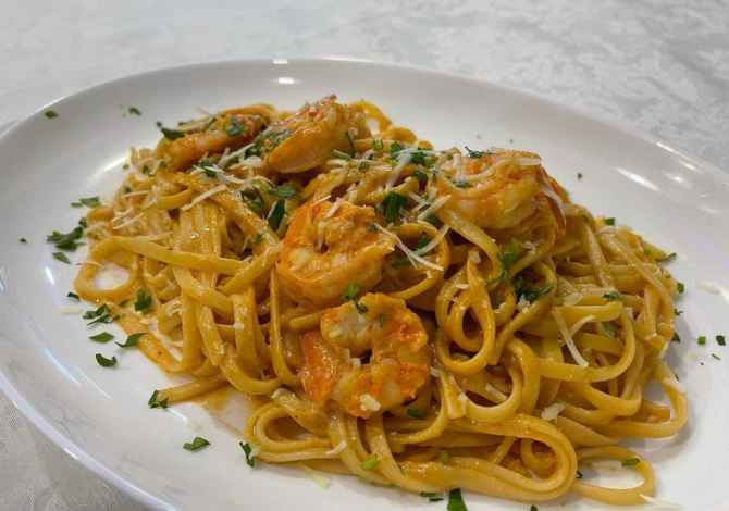 Njoftime Pune ne Tirane, Profesioni Kamarier , , Pagesa Me Marreveshje.