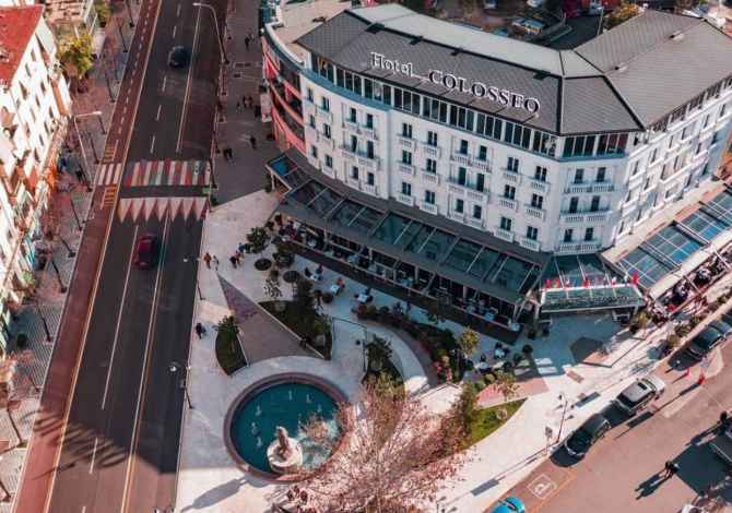 Njoftime Pune per Kamarier restoranti ,Sanitare holli dhe kati ne Tirane