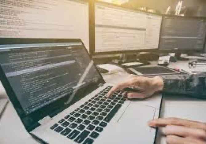 Njoftime Pune per Programues ne Tirane