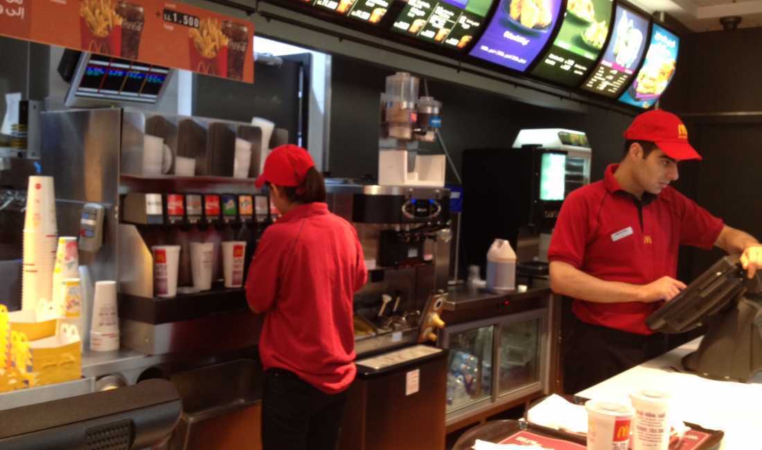 Njoftime Pune ne Tirane, Profesioni Punetor fast foodi , , Pagesa Me Marreveshje.