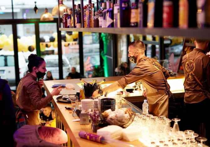 Njoftime Pune per Banakier, kamarier/e ne Tirane