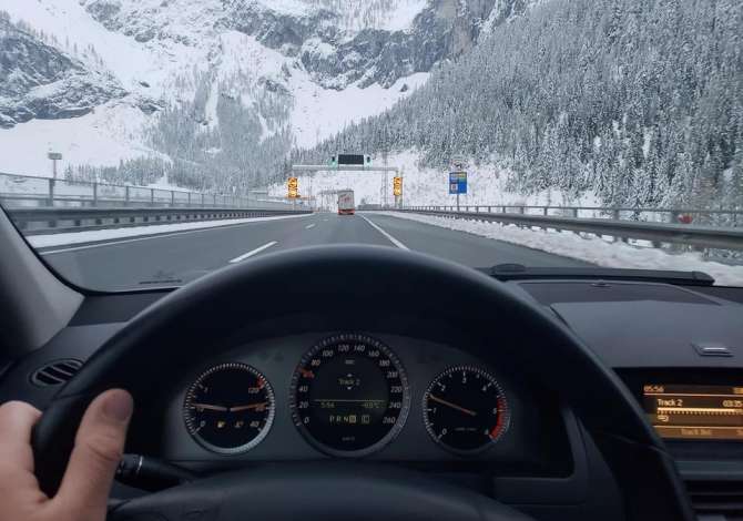 Auto in Vendita a Tirana, Mercedes-Benz, 2007 Benzine,Kambio Automatik Pagamento 7,000  Euro.