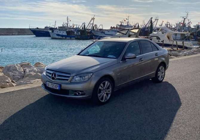 Auto in Vendita a Tirana - 7,000 Euro