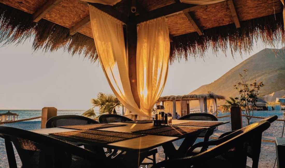 Offerte di lavoro a Valona, Profession Punonjese pastrimi, kuzhinier/e,barista,kamarier/e i pare,kasier/e,financier ekonomist ose ekonomiste , , Pagamento Trattabile.