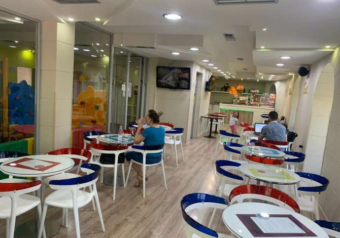 Offerte di lavoro a Tirana, Profession Banakier,kamariere,kamarier,sanitare,motorrist  , , Pagamento Trattabile.