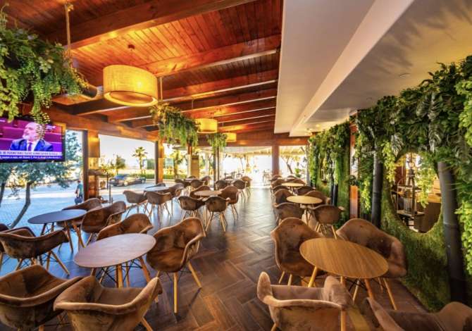 Njoftime Pune per Kamarier Bari,kuzhinier i dyte ,kamarier restoranti,picier,Banakier , Ndihmes Banakier/e ,Sanitare , Ndihmes Kuzhiniere ,Pjatalarese ne Durres