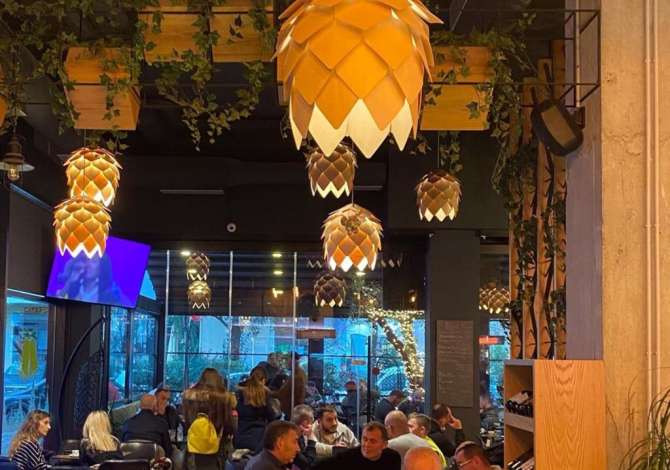 Njoftime Pune per Kamarier/e,kuzhinier per snack ne Tirane