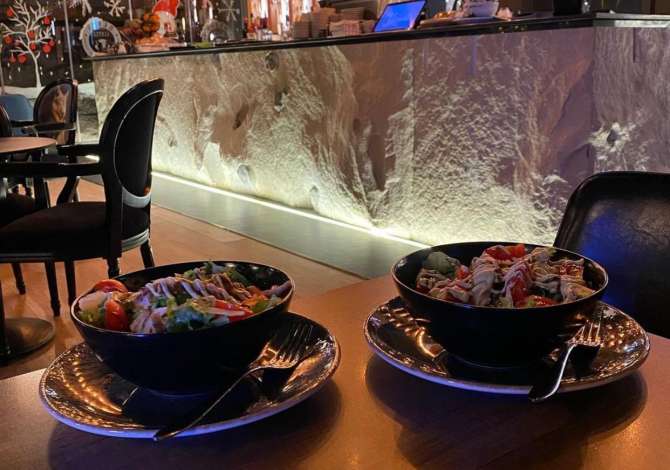 Njoftime Pune ne Tirane, Profesioni Kamarier/e,kuzhinier per snack , , Pagesa Me Marreveshje.