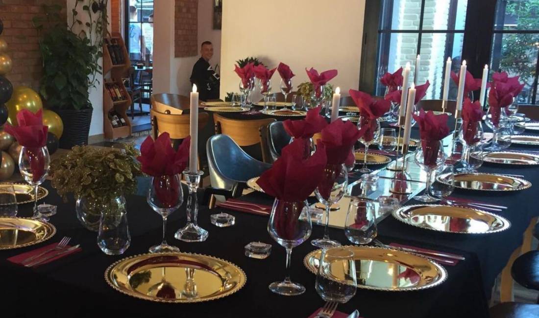 Offerte di lavoro a Tirana, Profession Kamarier/e,motorrist , , Pagamento Trattabile.