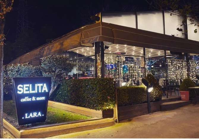 Njoftime Pune per Kuzhinier peshku,kamarier kuzhine,kamarier bari,ndihmes banakier,sanitare ne Tirane