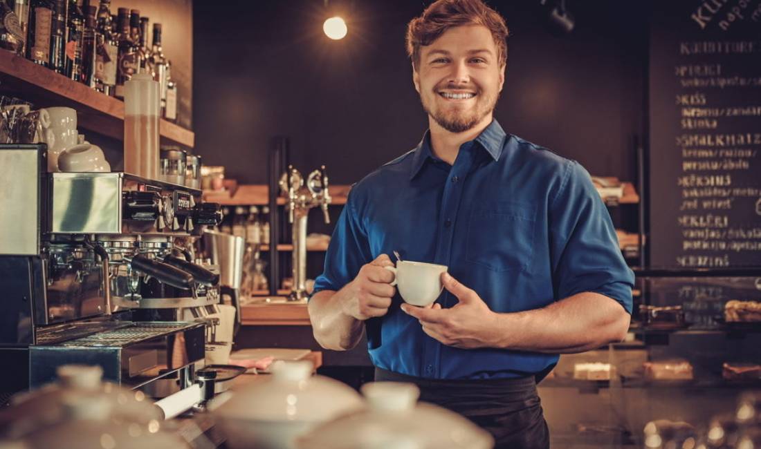 Offerte di lavoro a Tirana, Profession Kamarier/e,banakier/e , , Pagamento Trattabile.