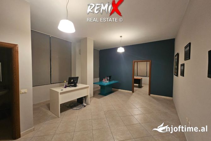 Business Property for Rent 3+1 in Durres - 350 Euro