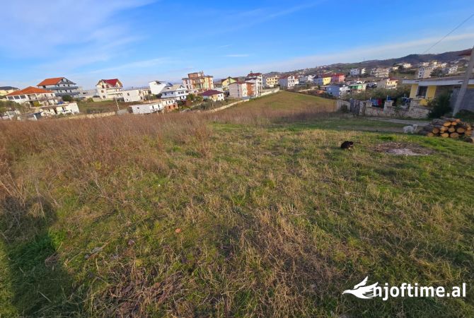 Shitet Tokë në Arapaj, Durrës – Mundësi Ndarjeje sipas Kërkesës